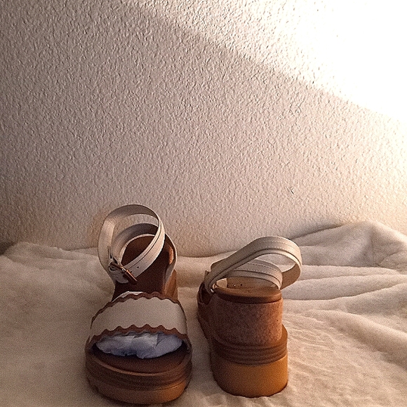 See By Chloe Robin rickrack-trim leather wedge sandals size 6 - Picture 2 of 3